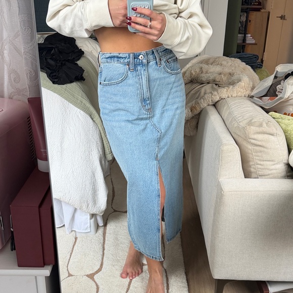 Abercrombie & Fitch Dresses & Skirts - Abercrombie & Fitch Light Blue Denim Midi Skirt